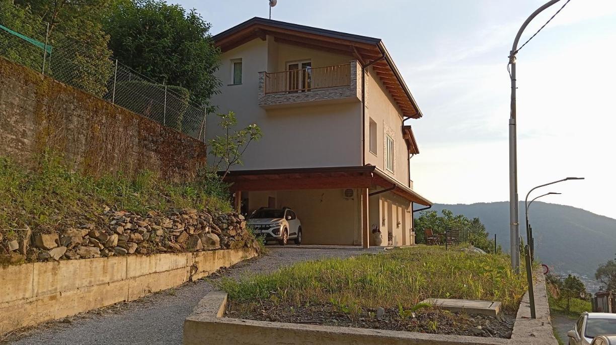 La Dimora Dei Due Laghi Bed & Breakfast Calolziocorte Exterior photo